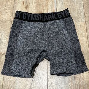 Gymshark Flex Shorts Gray Black Size S Mid rise stretch waist